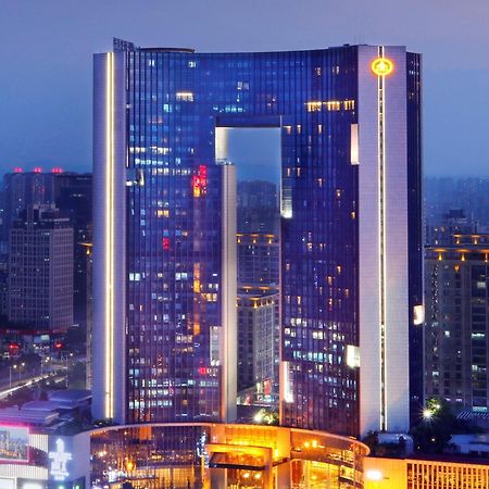 Dongguan Kande International Hotel-During The Canton Fair, Guests Can Enjoy Free Shuttle Buses To The Canton Fair Exhibition Hall Exterior photo