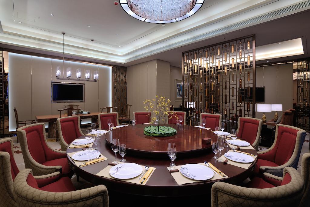 Dongguan Kande International Hotel-During The Canton Fair, Guests Can Enjoy Free Shuttle Buses To The Canton Fair Exhibition Hall Exterior photo