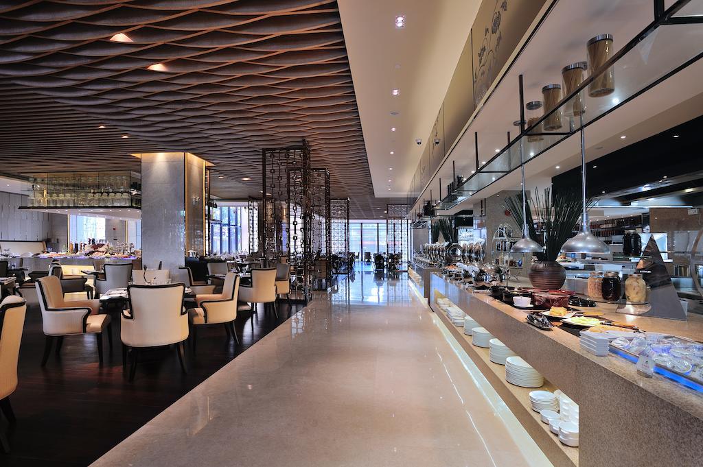 Dongguan Kande International Hotel-During The Canton Fair, Guests Can Enjoy Free Shuttle Buses To The Canton Fair Exhibition Hall Exterior photo