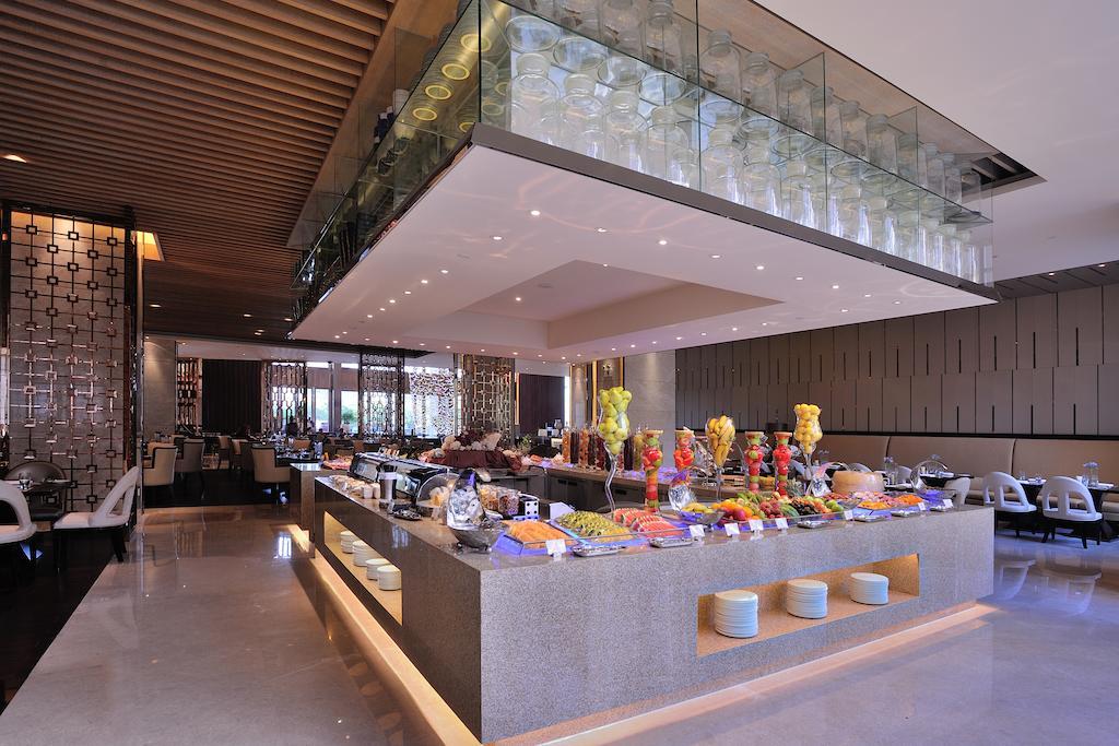 Dongguan Kande International Hotel-During The Canton Fair, Guests Can Enjoy Free Shuttle Buses To The Canton Fair Exhibition Hall Exterior photo