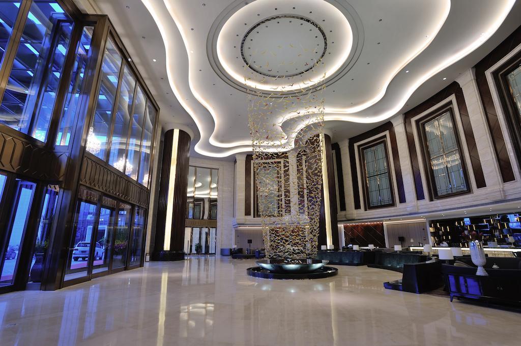 Dongguan Kande International Hotel-During The Canton Fair, Guests Can Enjoy Free Shuttle Buses To The Canton Fair Exhibition Hall Exterior photo