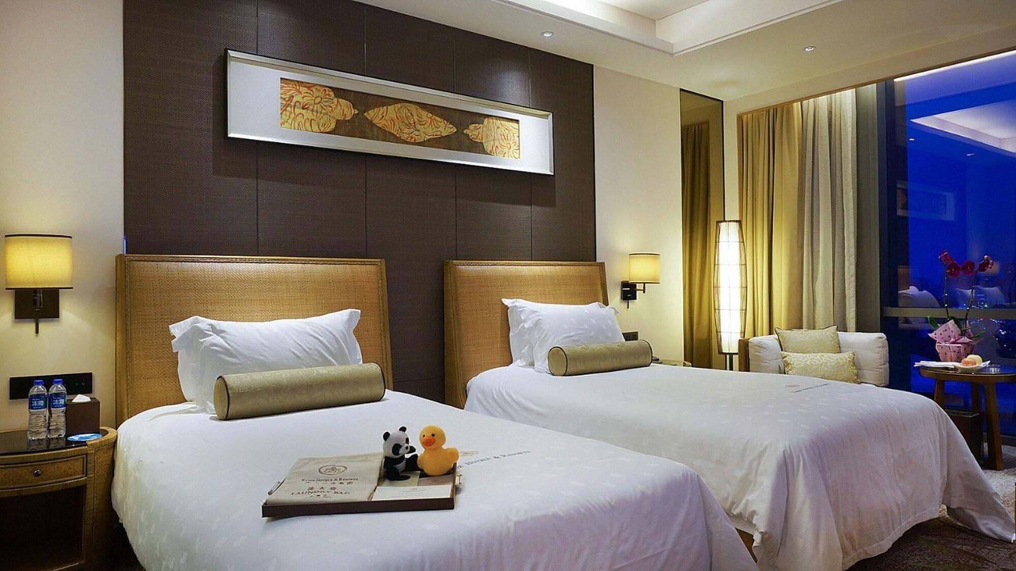 Dongguan Kande International Hotel-During The Canton Fair, Guests Can Enjoy Free Shuttle Buses To The Canton Fair Exhibition Hall Exterior photo