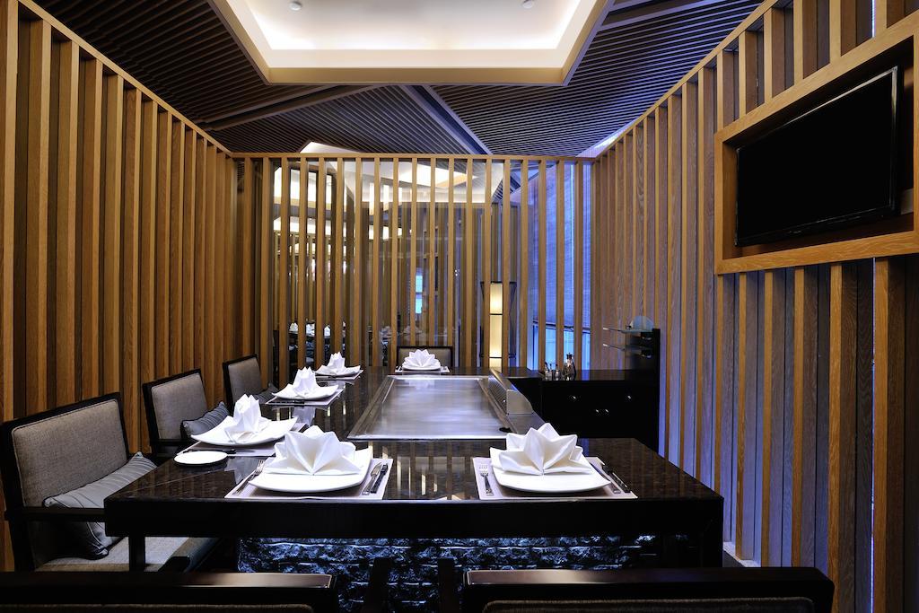 Dongguan Kande International Hotel-During The Canton Fair, Guests Can Enjoy Free Shuttle Buses To The Canton Fair Exhibition Hall Exterior photo