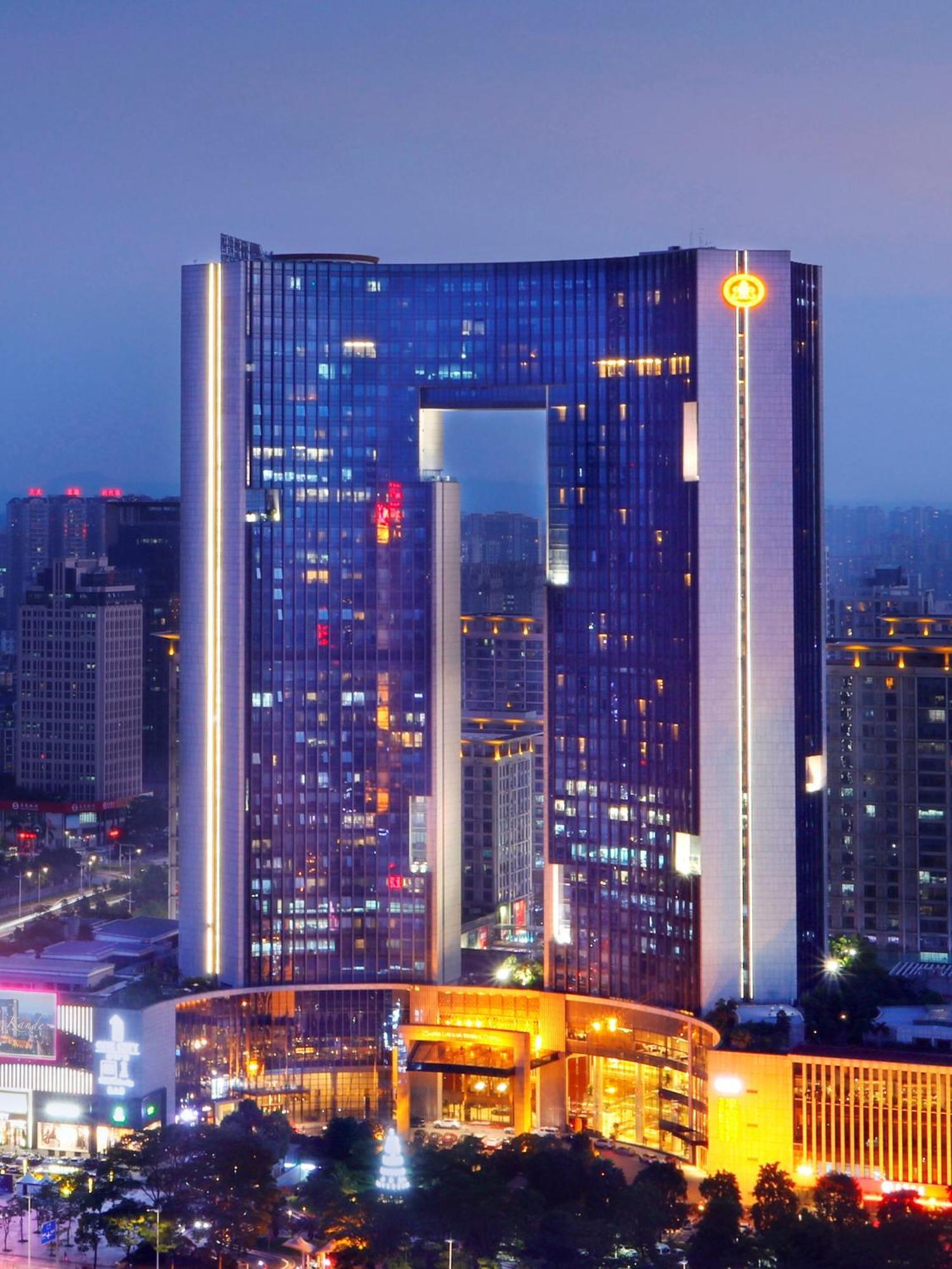 Dongguan Kande International Hotel-During The Canton Fair, Guests Can Enjoy Free Shuttle Buses To The Canton Fair Exhibition Hall Exterior photo