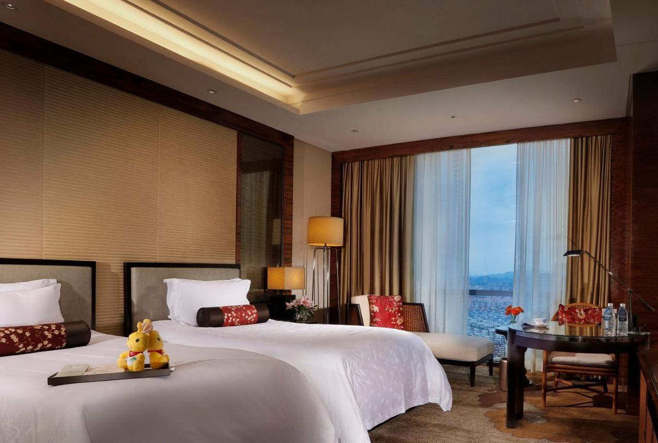 Dongguan Kande International Hotel-During The Canton Fair, Guests Can Enjoy Free Shuttle Buses To The Canton Fair Exhibition Hall Exterior photo