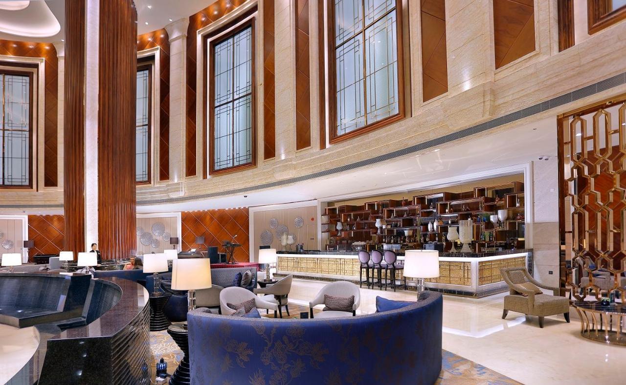 Dongguan Kande International Hotel-During The Canton Fair, Guests Can Enjoy Free Shuttle Buses To The Canton Fair Exhibition Hall Exterior photo